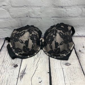 Victoria’s Secret Black and Beige Lace Bra